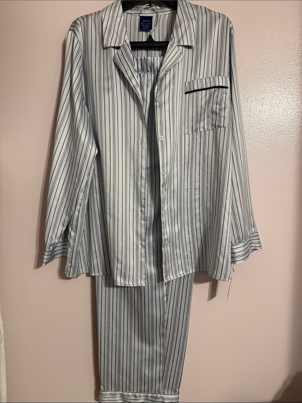 Apt. 9 woman’s Blue & White Striped Two-Piece Pajama Set